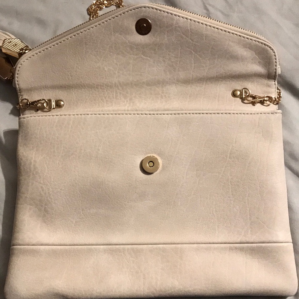 Purse - Picture 2 of 5